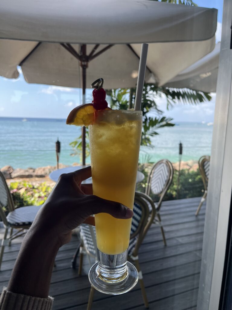 7 things we loved about lunch at The Tides Restaurant (honest review + festive vibes)